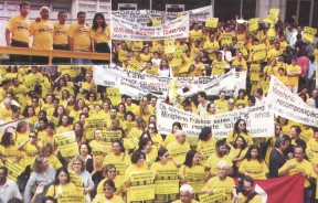 O primeiro ato público promovido pelo Sindalemg