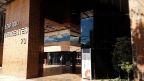 Começa instalação de ar-condicionado no Edifício Tiradentes