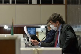 Desconto automático nas tarifas de água e luz é aprovado