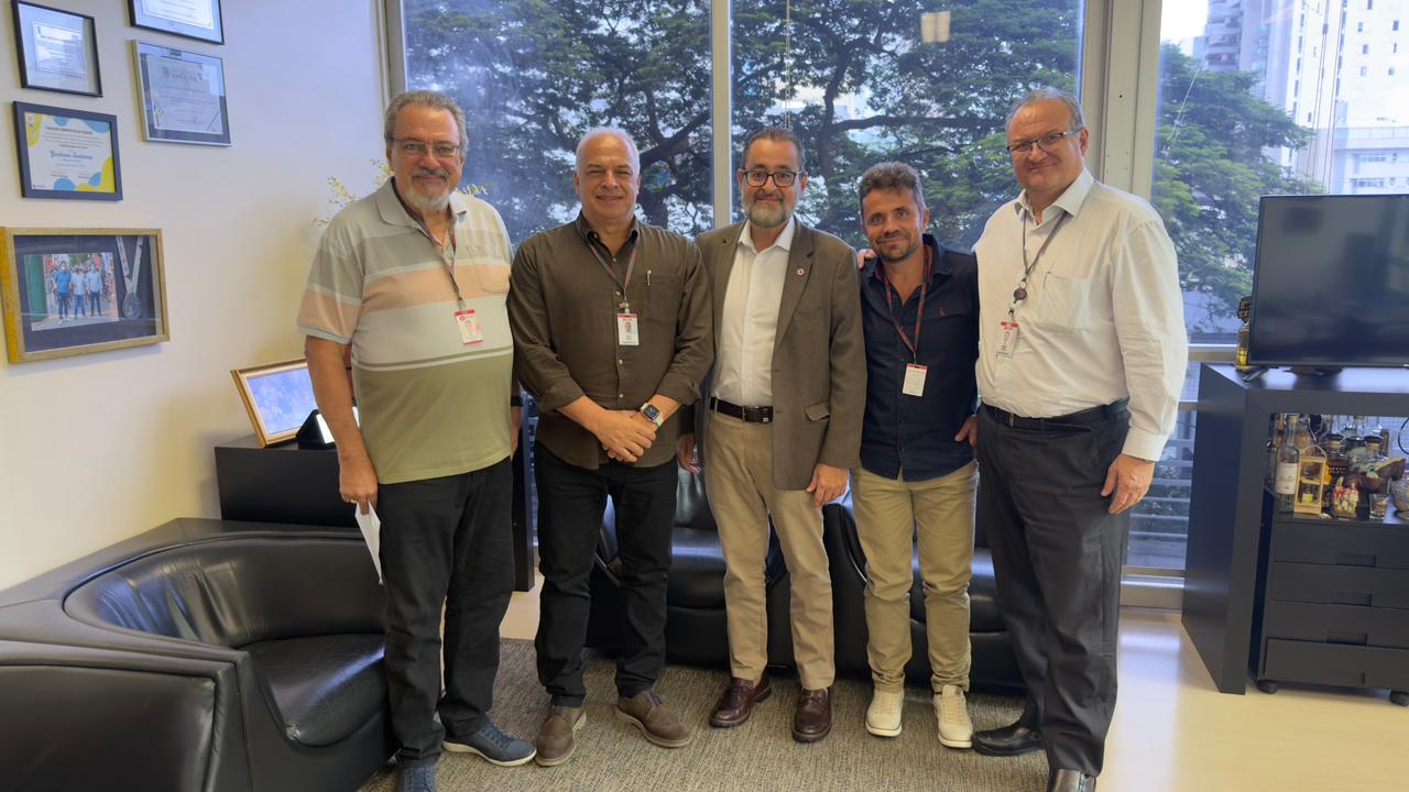 SINDALEMG SE REÚNE COM O 1º SECRETÁRIO DA ALMG, DEPUTADO GUSTAVO SANTANA